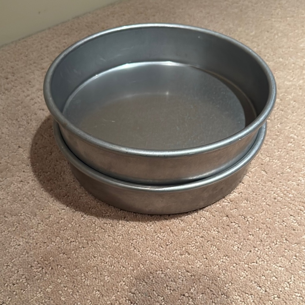 Round Silver Baking Pans